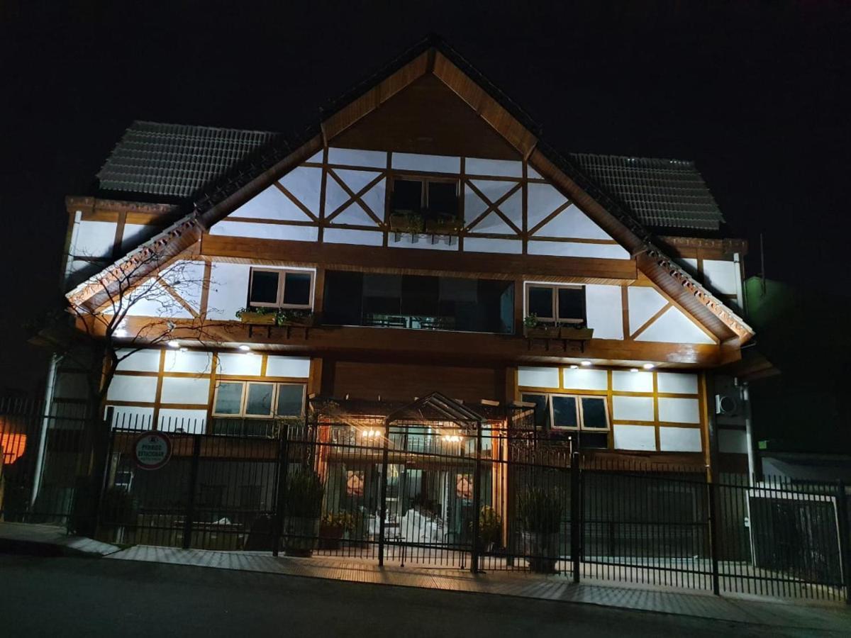 Hotel Chalet Monet - Granja Vianna Cotia  Buitenkant foto
