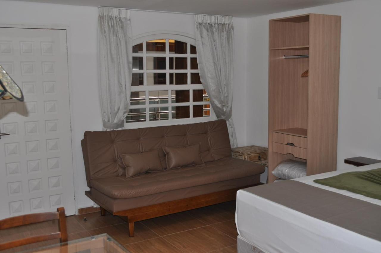 Hotel Chalet Monet - Granja Vianna Cotia  Buitenkant foto