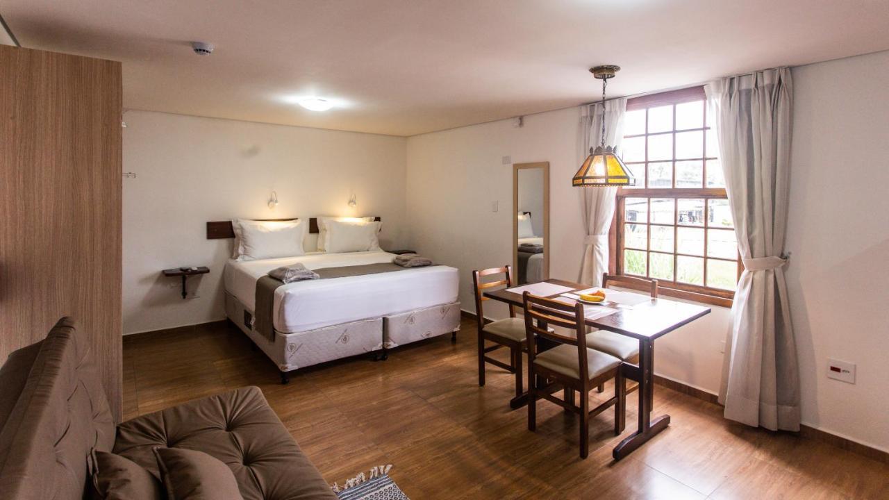 Hotel Chalet Monet - Granja Vianna Cotia  Buitenkant foto